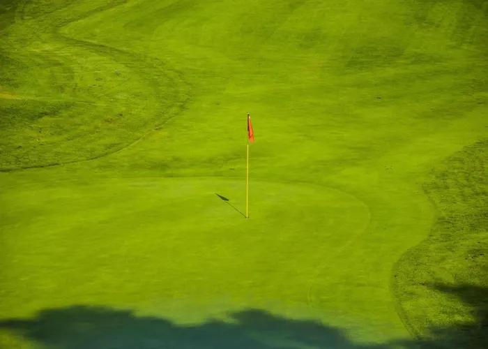 Near Marco Simone Golf & Rome, Cleaning Included