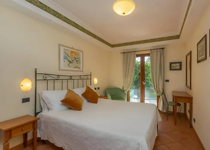 Apartment Near Marco Simone Golf & Rome, Cleaning Included Rom