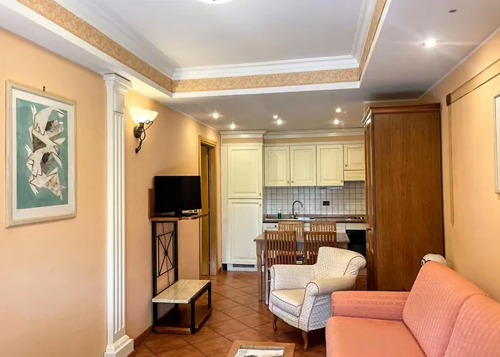 Apartment Near Marco Simone Golf & Rome, Cleaning Included