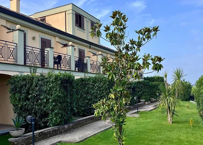 Near Marco Simone Golf & Rome, Cleaning Included Rom